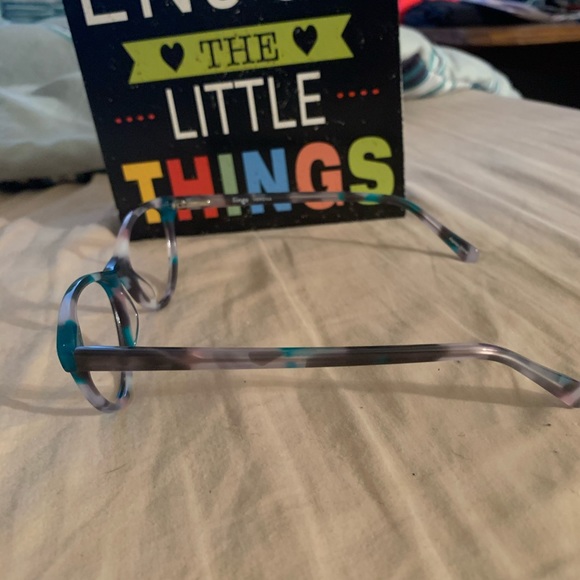 Eyeglasses - Picture 2 of 6